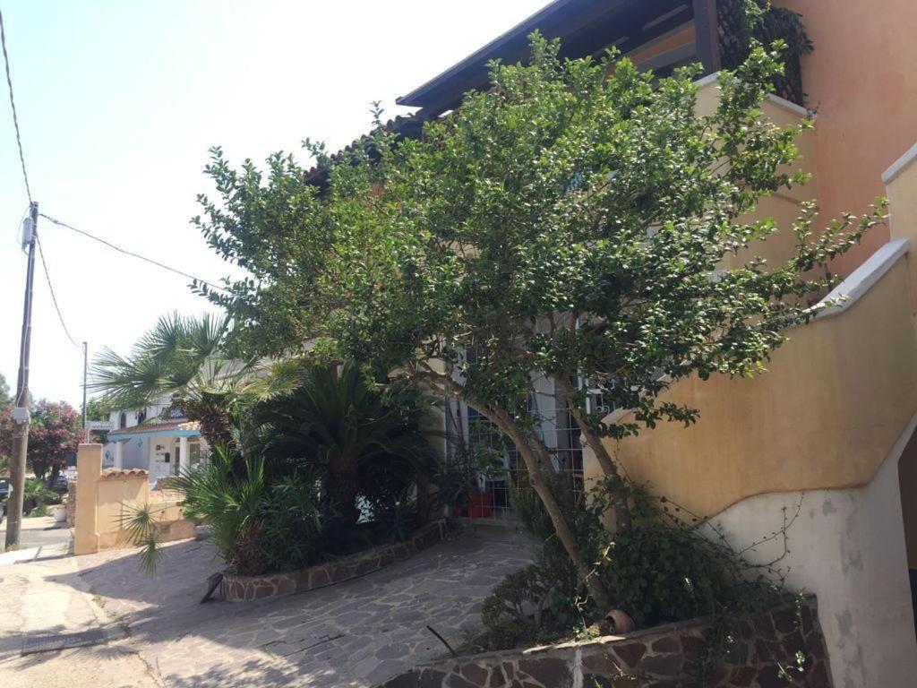 Domo 'E Chelu Apartment Orosei Ngoại thất bức ảnh
